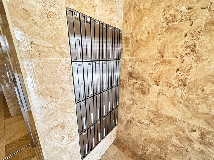 物件外観写真4　(建物設備)