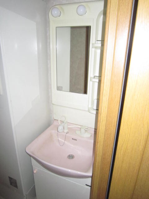 物件内観写真9　(洗面)