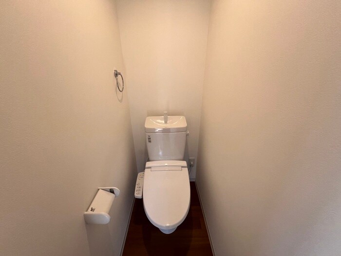 物件内観写真9　(トイレ)