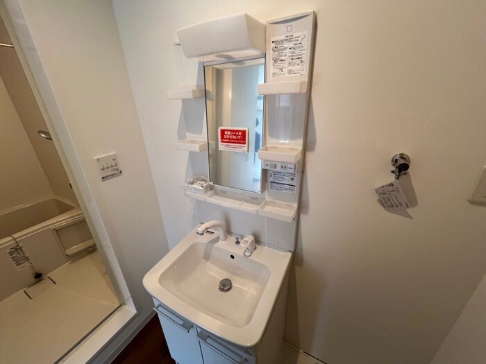 物件内観写真12　(洗面)