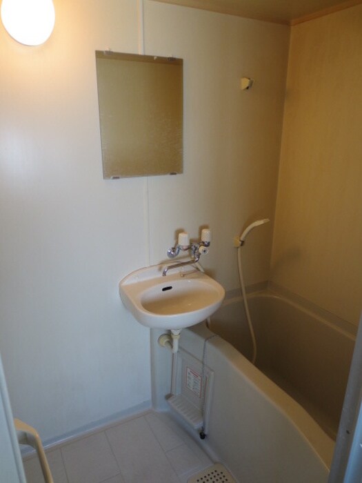 物件内観写真8　(バス／シャワールーム等)