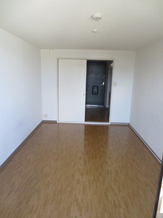 物件内観写真10　(居室)