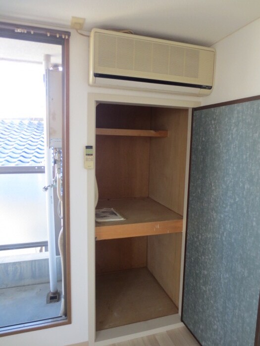 物件内観写真11　(収納)