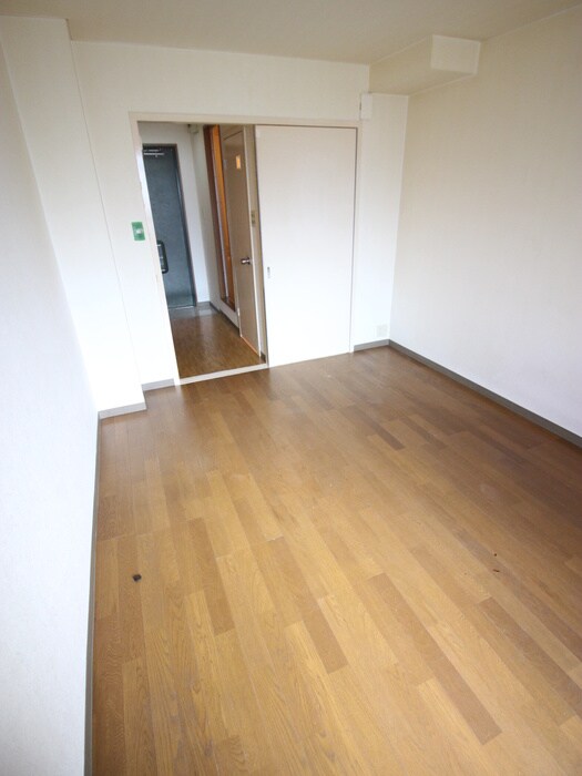 物件内観写真21　(居室)