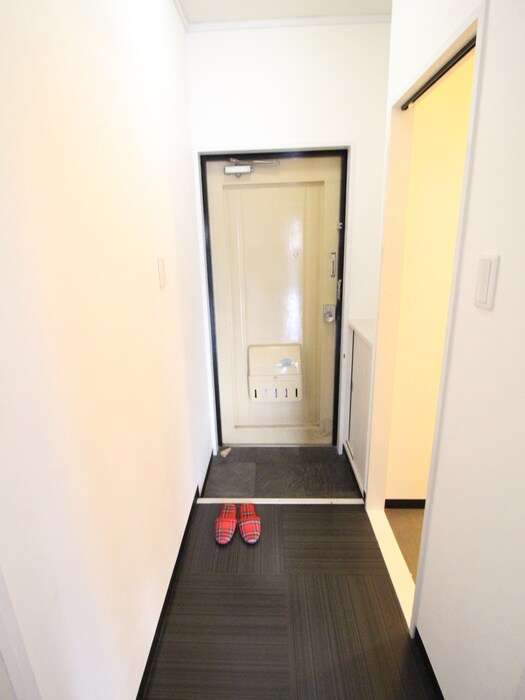 物件内観写真18　(廊下)