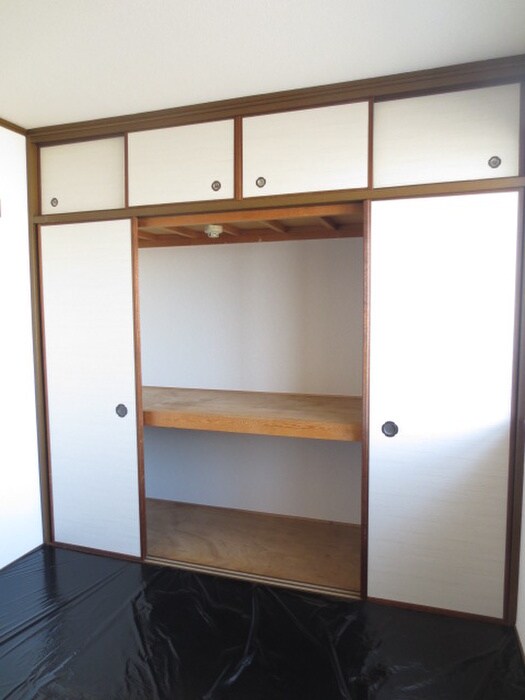 物件内観写真11　(収納)