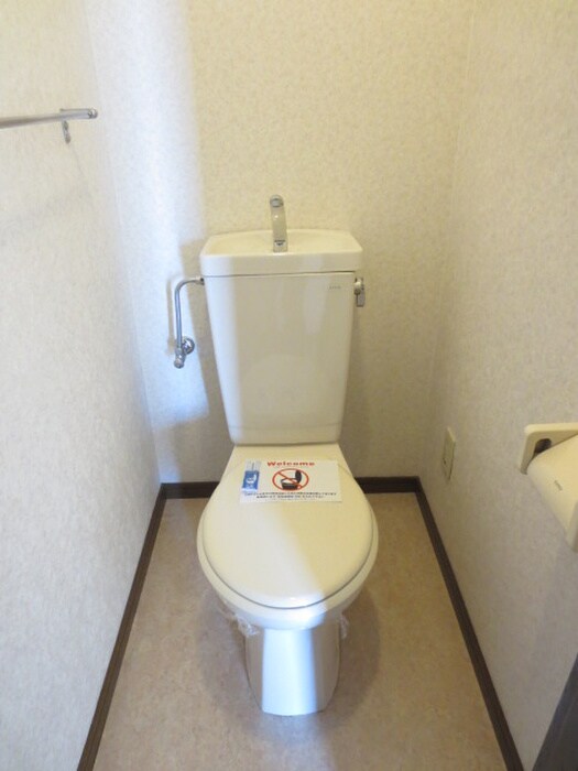 物件内観写真14　(トイレ)