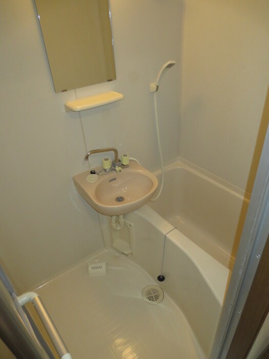物件内観写真10　(バス／シャワールーム等)