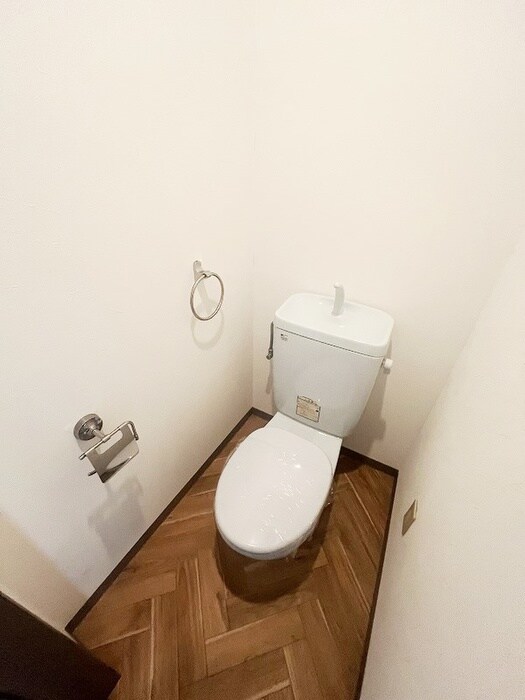 物件内観写真10　(トイレ)