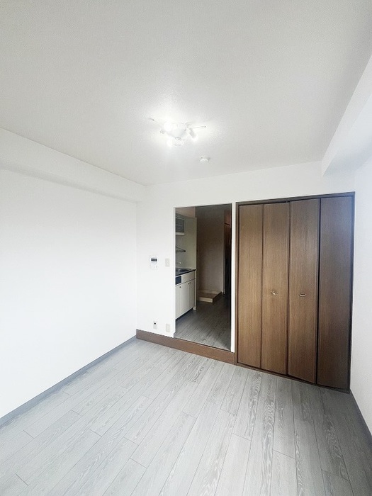 物件内観写真12　(居室)