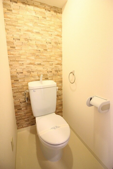 物件内観写真14　(トイレ)