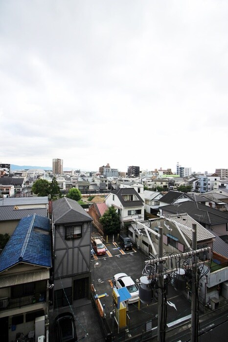 物件内観写真22　(室内からの展望)