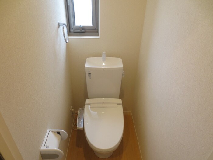 物件内観写真11　(トイレ)