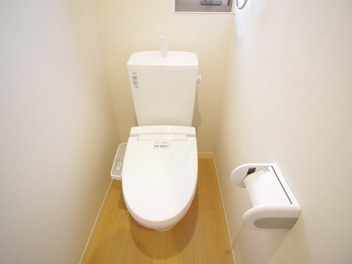 物件内観写真16　(トイレ)