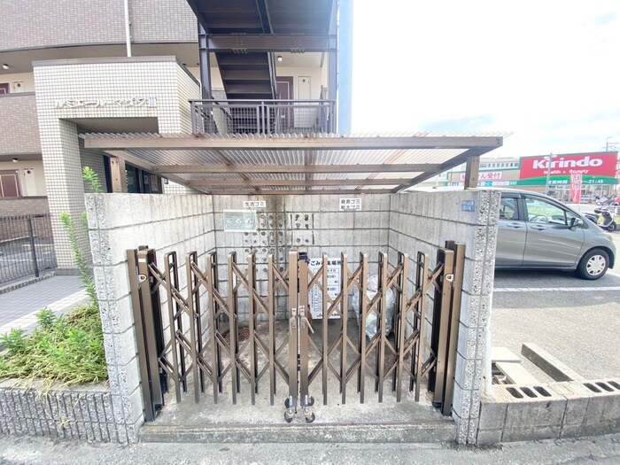 物件外観写真4　(建物設備)