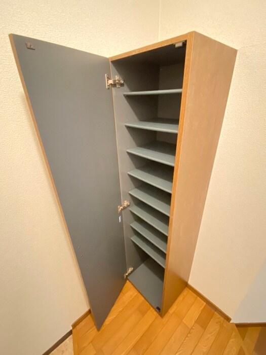 物件内観写真7　(靴箱)