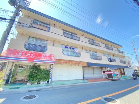 山田マンション外観写真