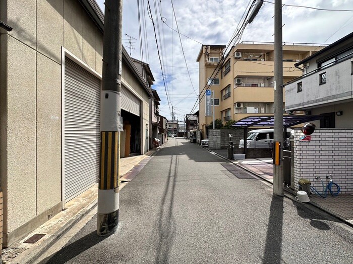 物件外観写真6　(周辺環境)