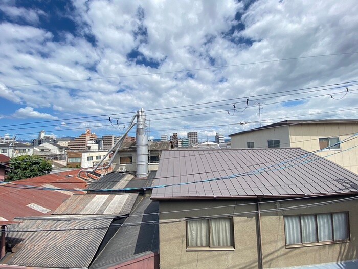 物件内観写真22　(室内からの展望)