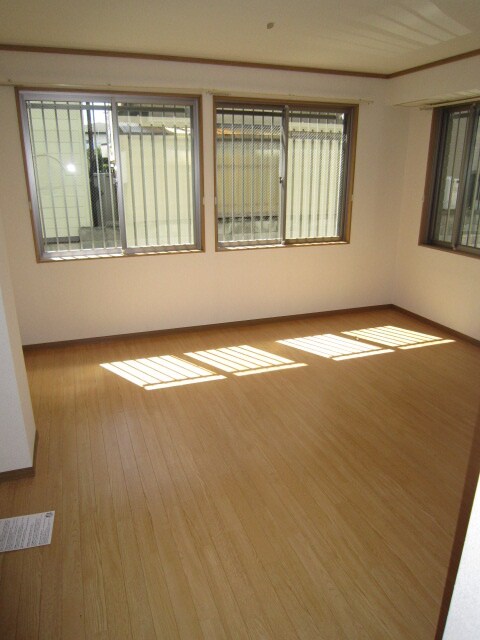 物件内観写真8　(内観写真)