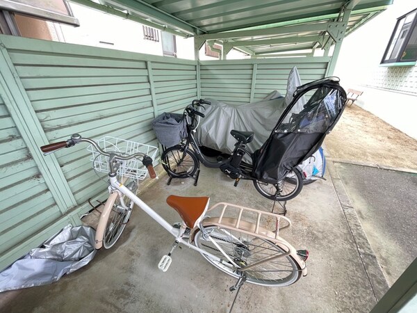 駐輪場