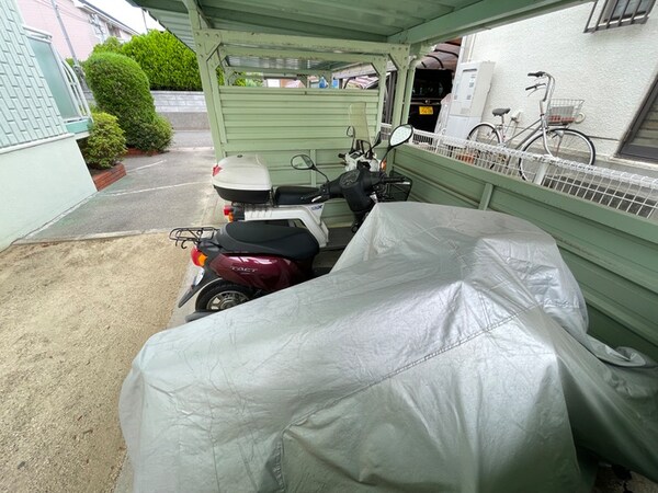 バイク置き場