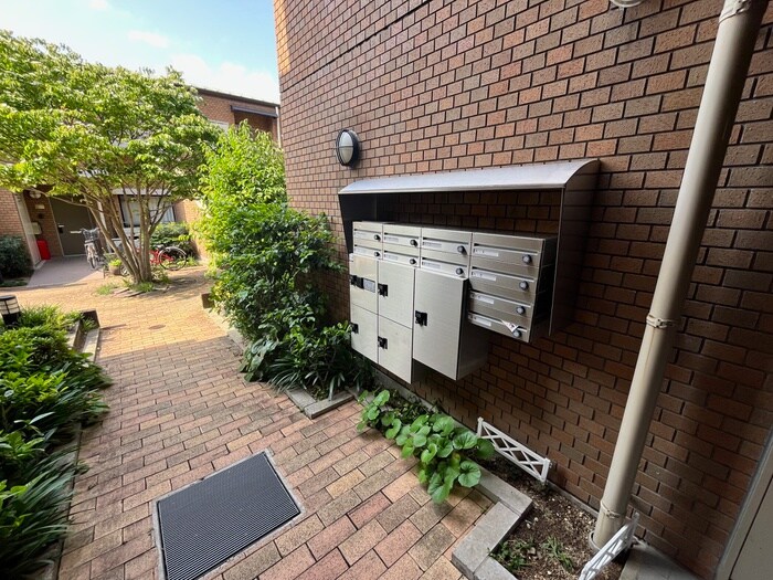 物件外観写真4　(建物設備)