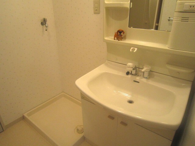 物件内観写真10　(洗面)