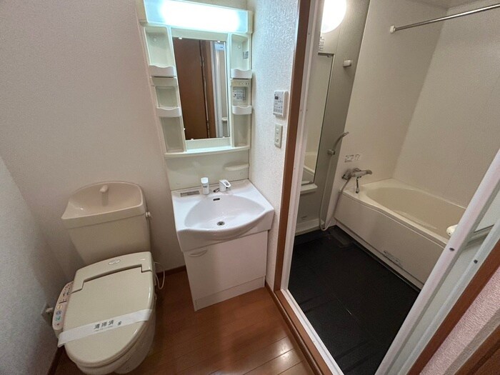 物件内観写真10　(洗面)