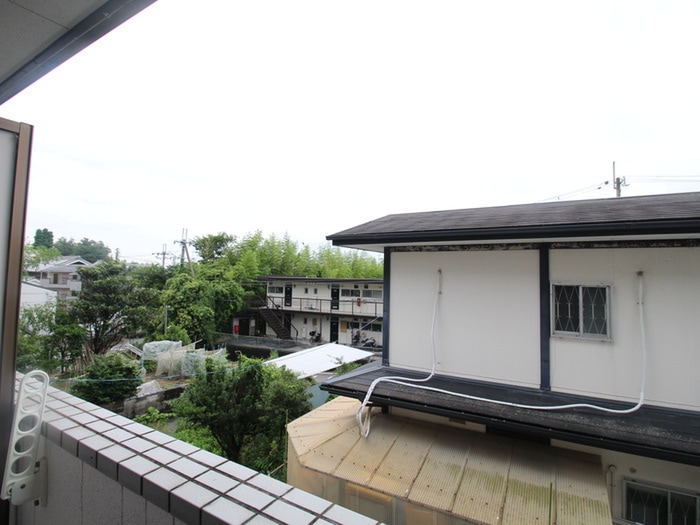 物件内観写真16　(室内からの展望)