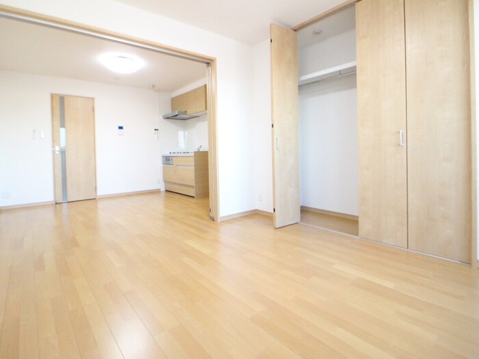 物件内観写真15　(居室)