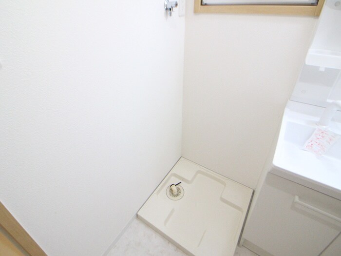 物件内観写真19　(洗濯機置場)