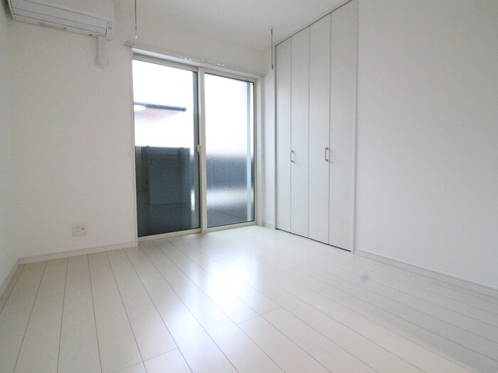 物件内観写真11　(居室)