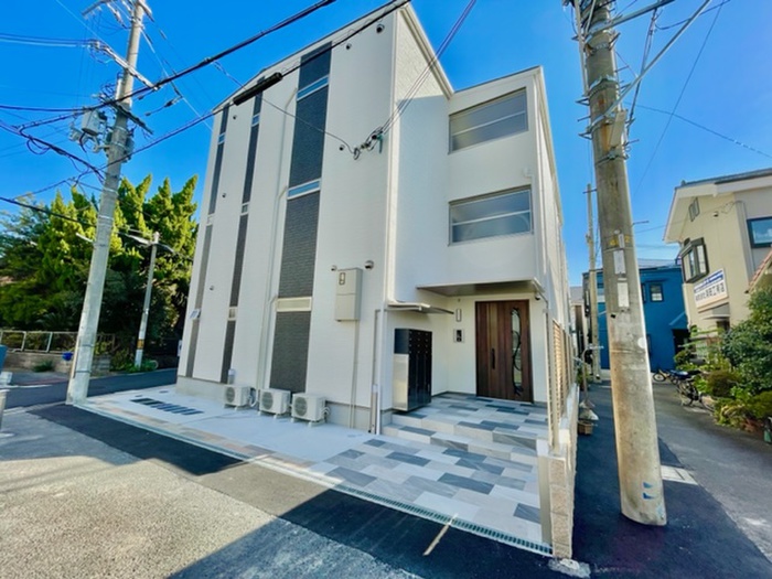 ﾌｫﾚｽﾄｸﾘｴｵｰﾚ上島町弐番館