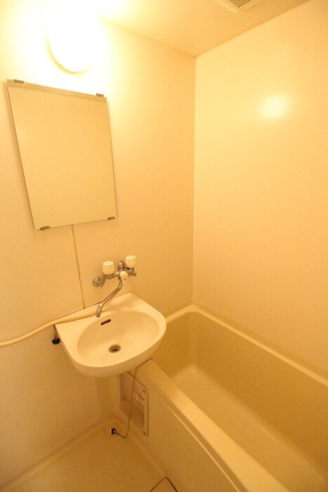 物件内観写真7　(洗面)