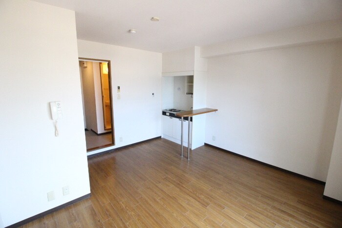 物件内観写真14　(玄関)