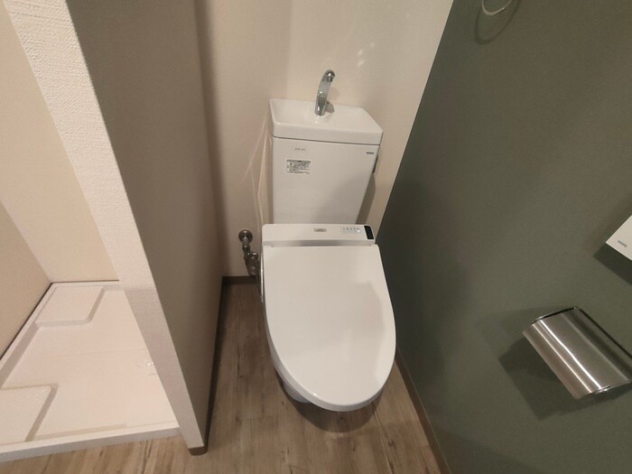 物件内観写真14　(トイレ)