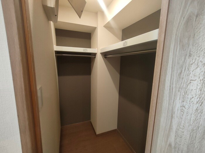物件内観写真17　(収納)