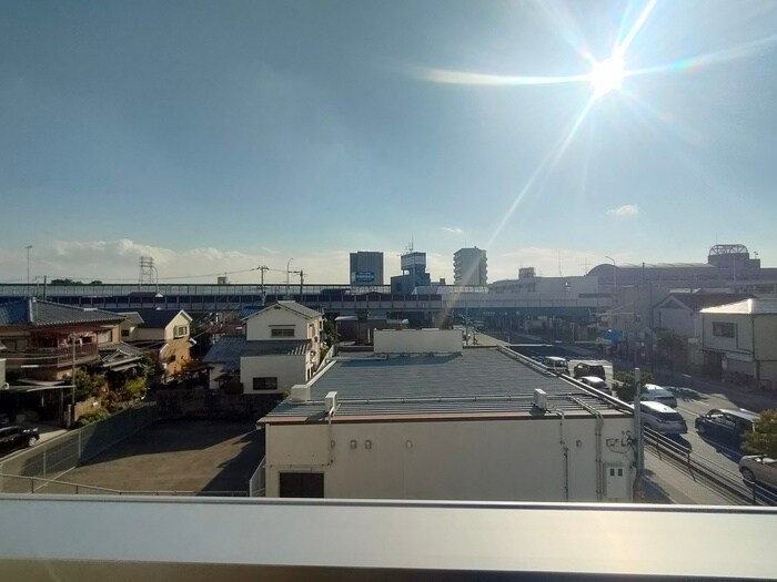 物件内観写真22　(室内からの展望)