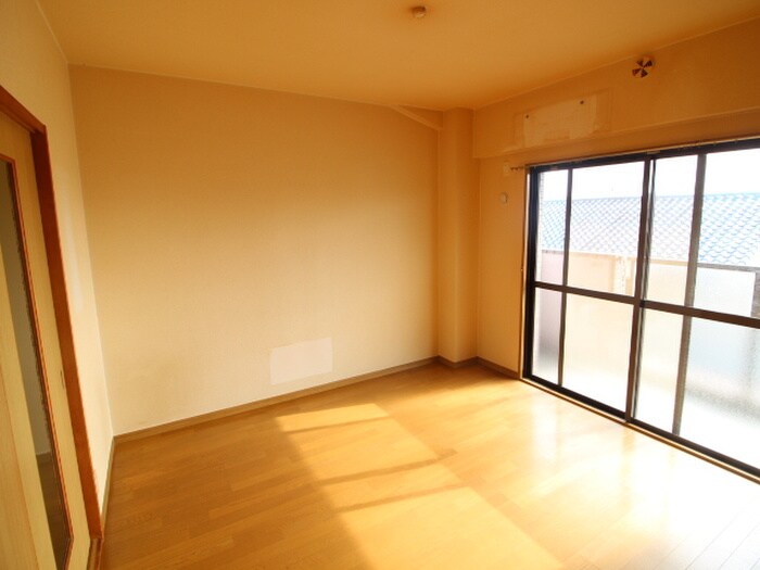 物件内観写真10　(居室)