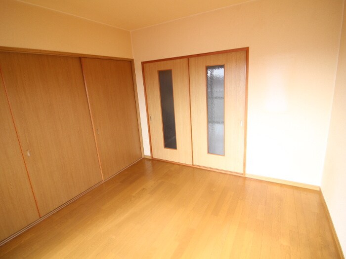 物件内観写真11　(居室)