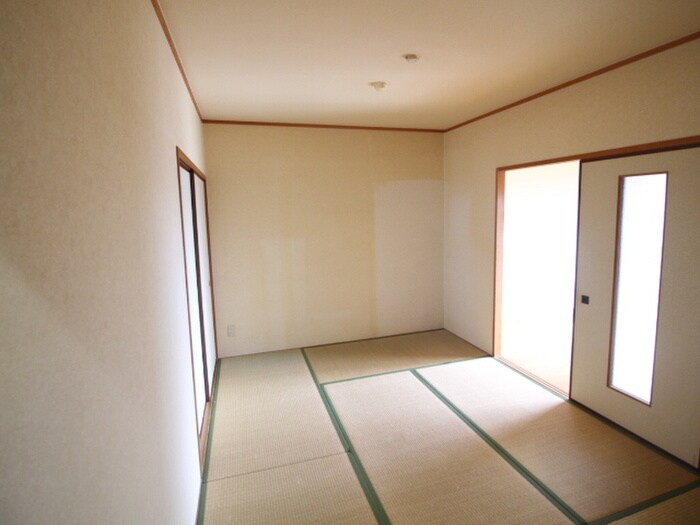 物件内観写真16　(居室)