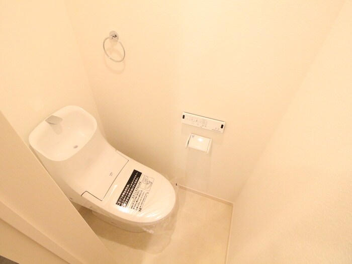 物件内観写真13　(トイレ)