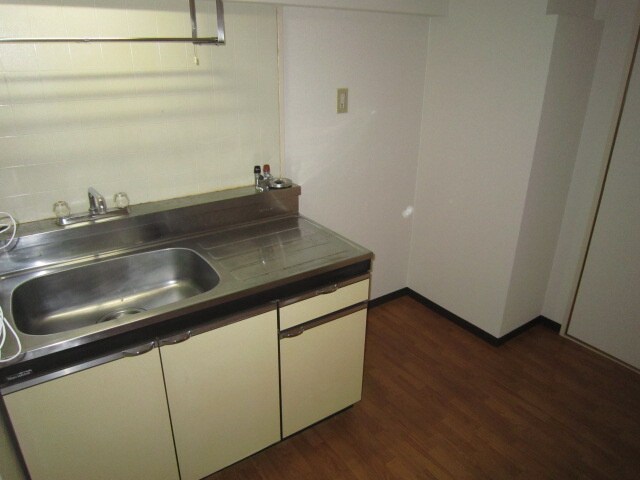 物件内観写真8　(キッチン)