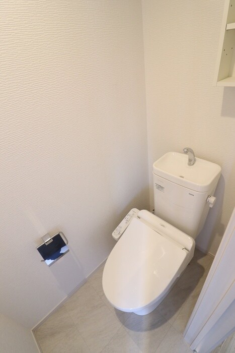 物件内観写真13　(トイレ)