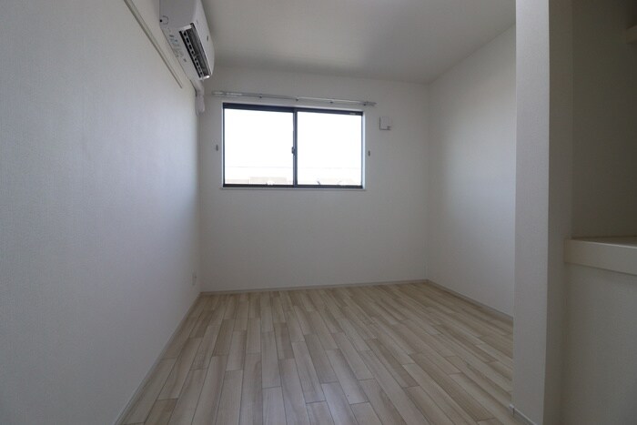物件内観写真17　(居室)