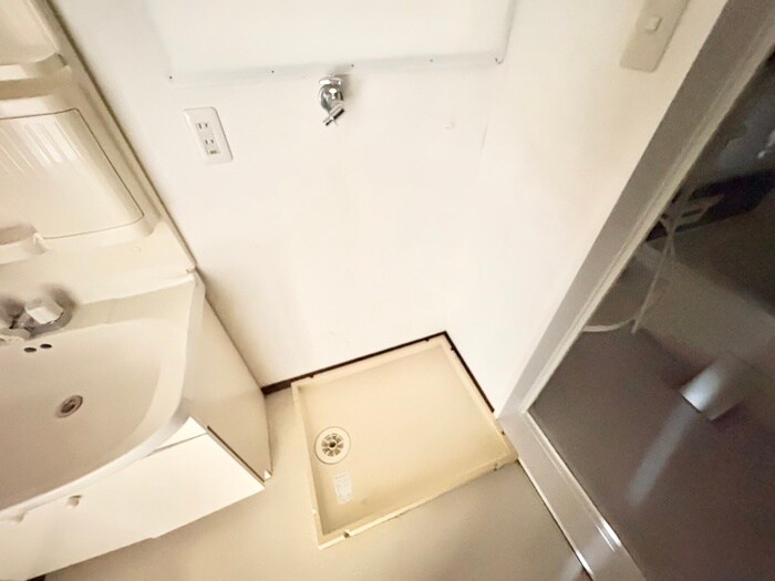 物件内観写真17　(洗濯機置場)