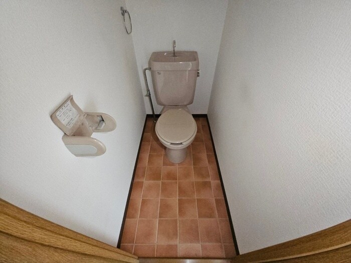 物件内観写真10　(トイレ)