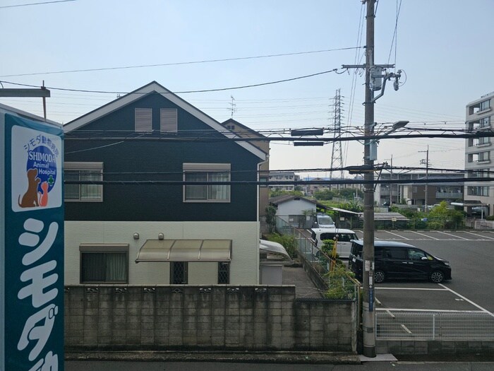 物件内観写真13　(室内からの展望)