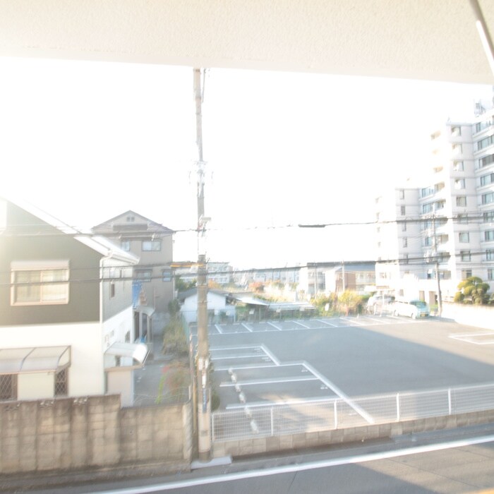 物件内観写真15　(室内からの展望)